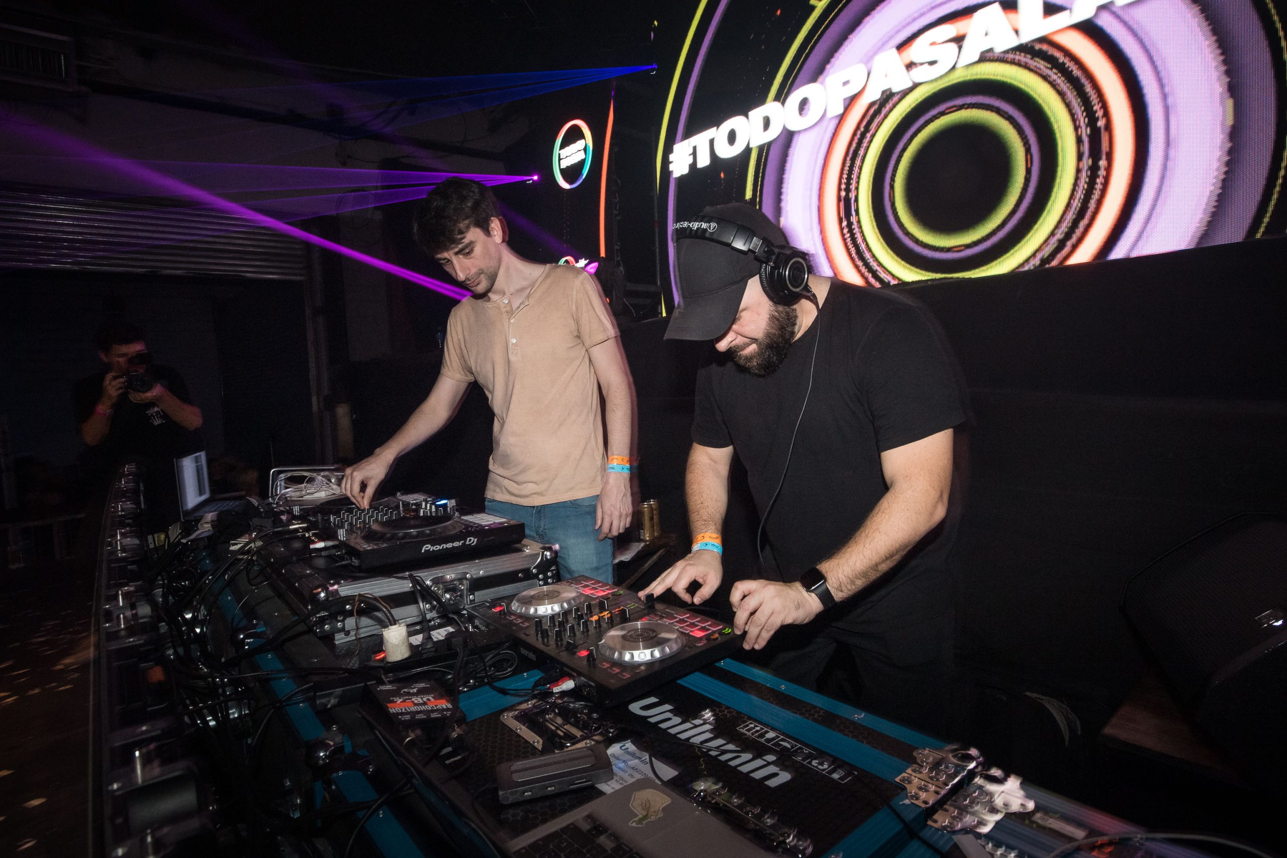 #TodoPasaLaFiesta: ¡La noche perfecta de los toditos! 2 IRS 9999 scaled