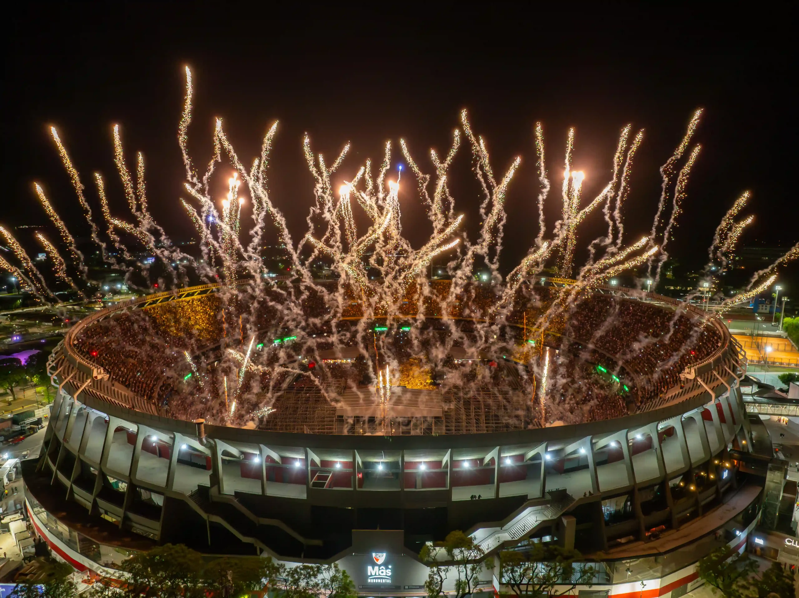 OASIS EN ARGENTINA: ¡Más de 150.000 personas vibraron al ritmo de los hermanos Gallagher! 1 IMG 6327 scaled